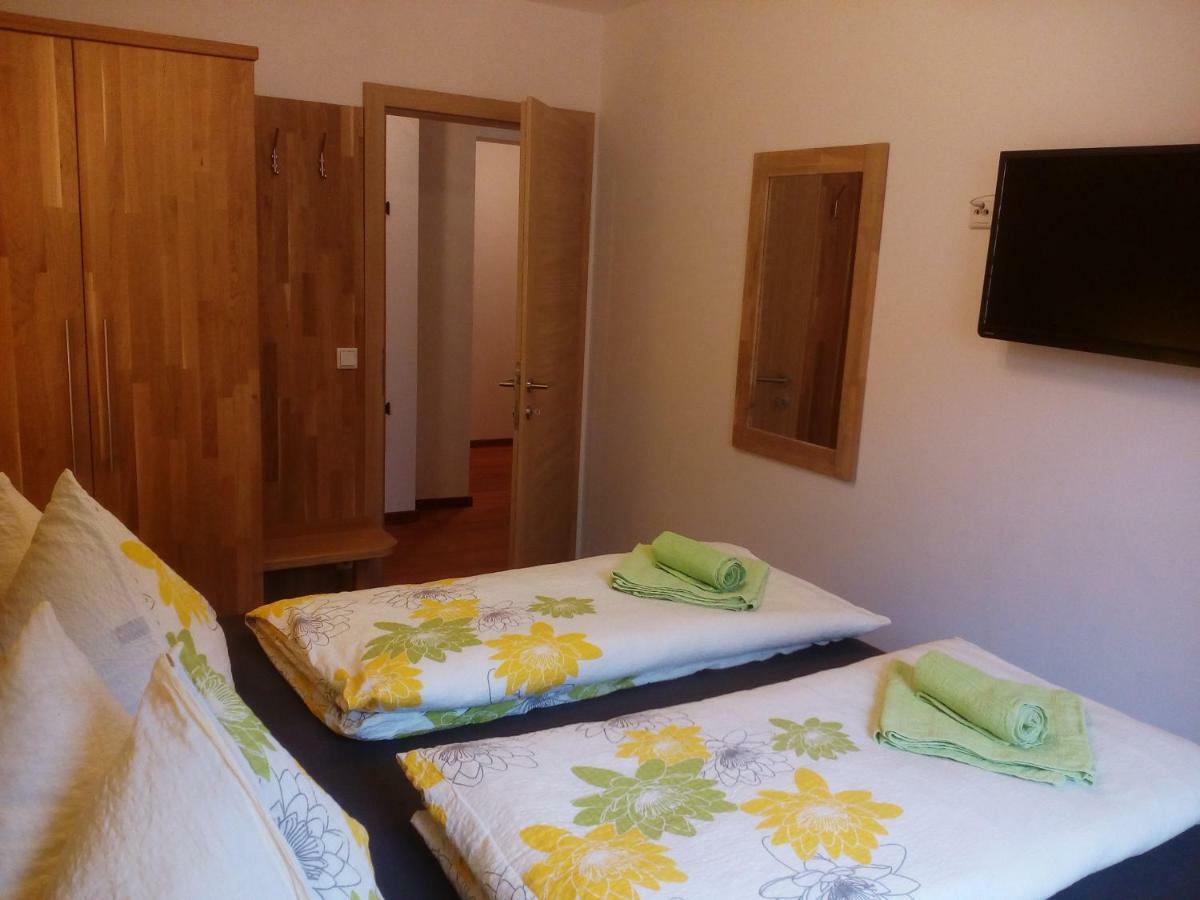 Appartment Stroblhof Aich  Eksteriør bilde